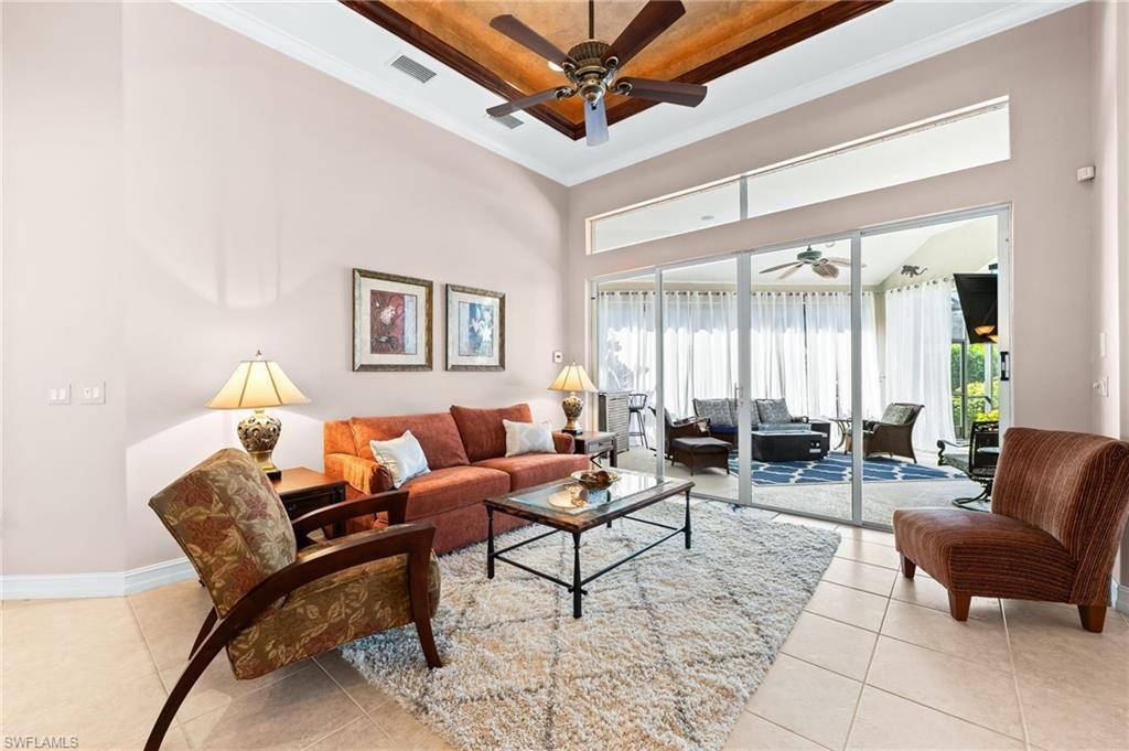 7875 Valencia Ct, Naples, FL 34113 Photo