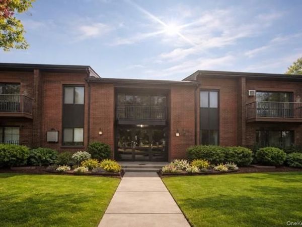 12 Charles Lane, Unit 2C, Pomona, NY 10970