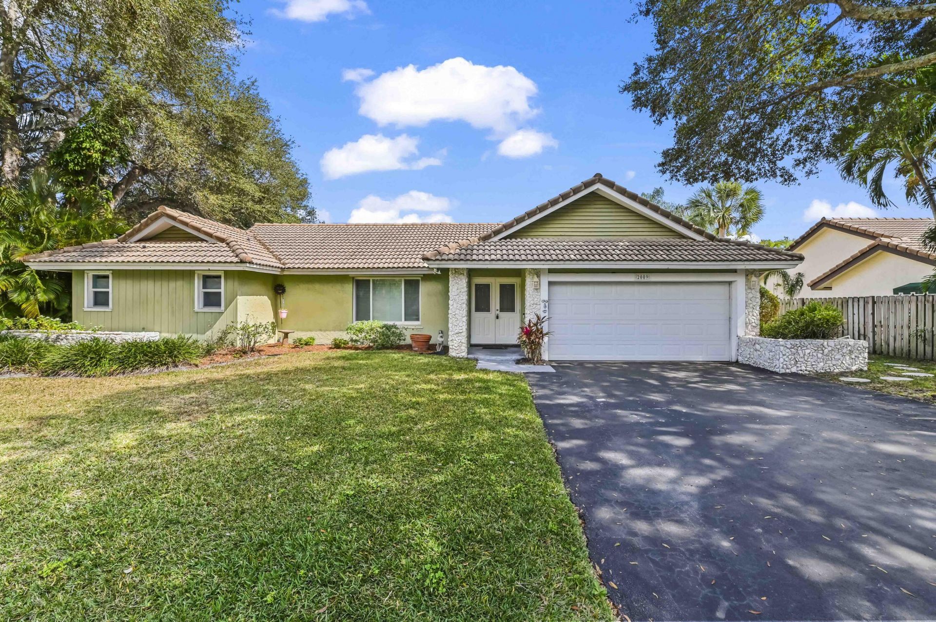 2009 SW 36th Avenue, Delray Beach, FL 33445 Photo