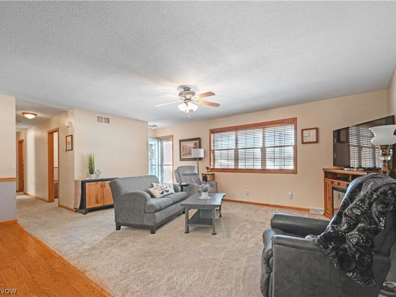 2370 Davis Peck Road, Cortland, OH 44410 Photo 12