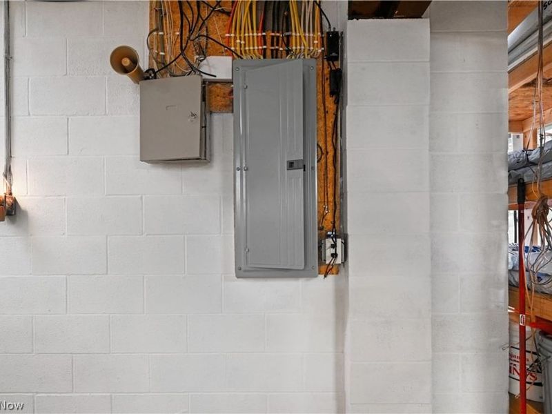 2370 Davis Peck Road, Cortland, OH 44410 Photo 28