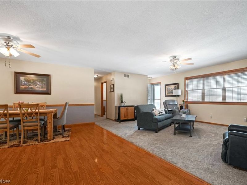 2370 Davis Peck Road, Cortland, OH 44410 Photo 9