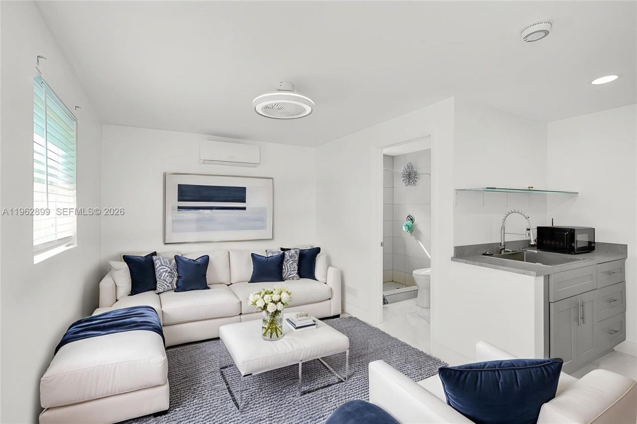 2001 N 22nd Ave, Hollywood, FL 33020 Photo