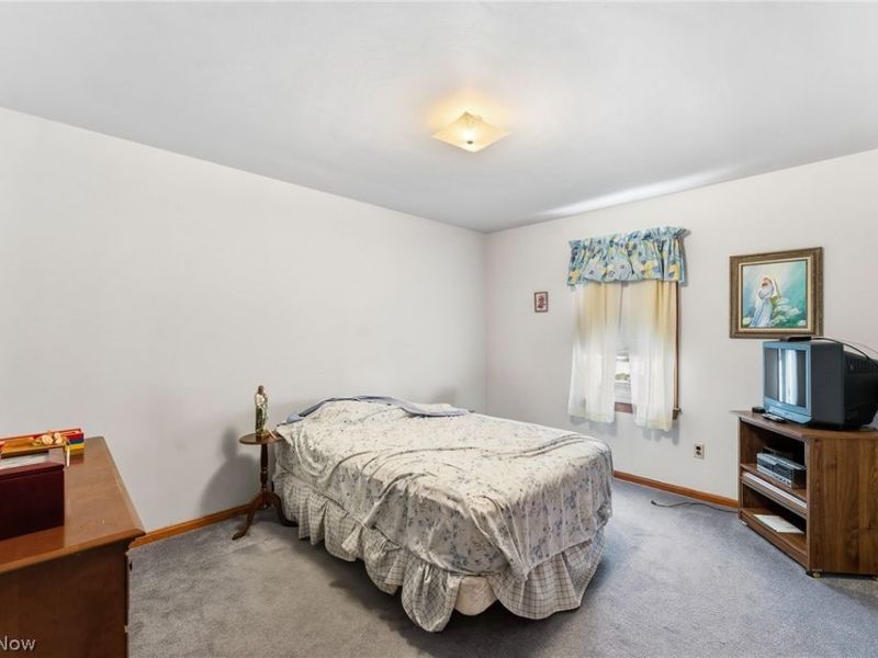 5160 Oak Street, Lowellville, OH 44436 Photo 16