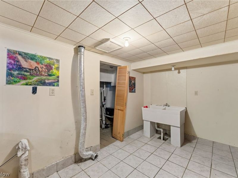 5160 Oak Street, Lowellville, OH 44436 Photo 22