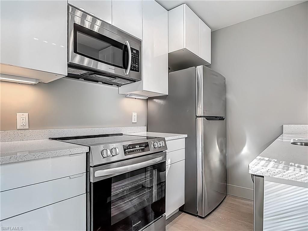 2544 1st St, Unit 102, Fort Myers, FL 33901 Photo