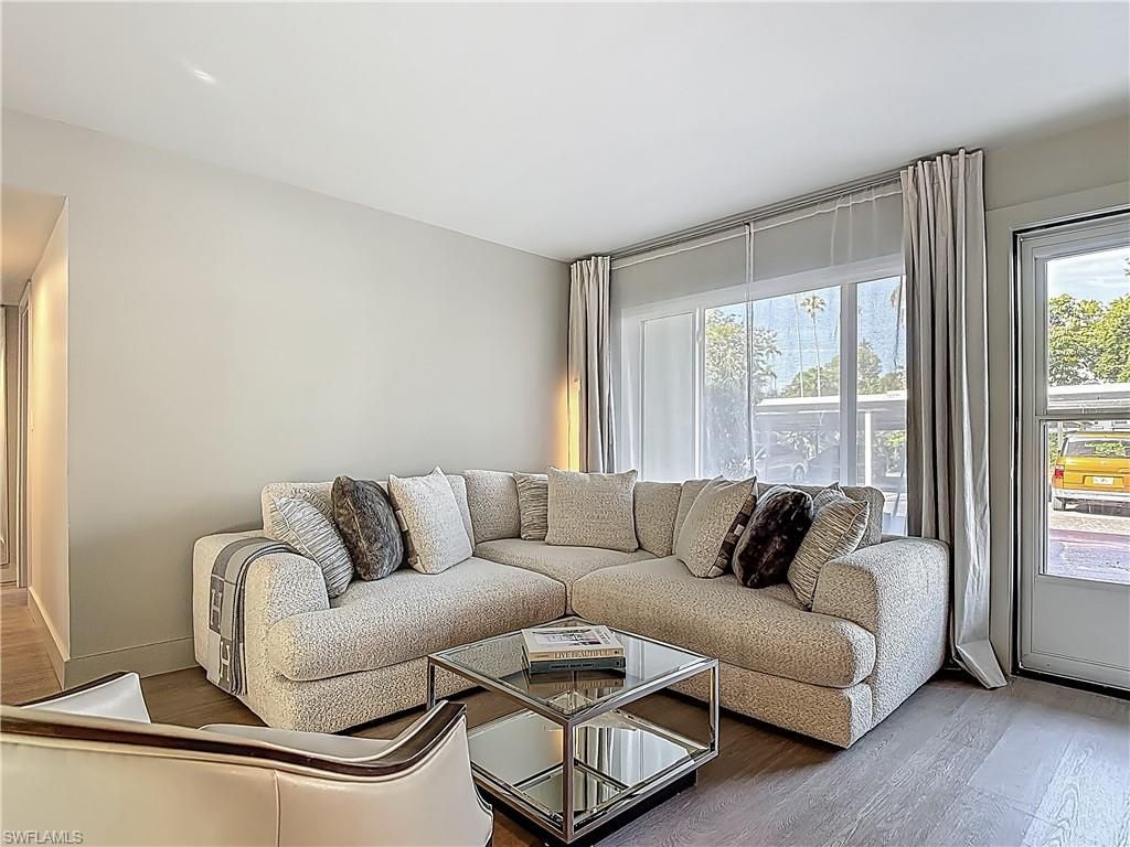 2544 1st St, Unit 102, Fort Myers, FL 33901 Photo