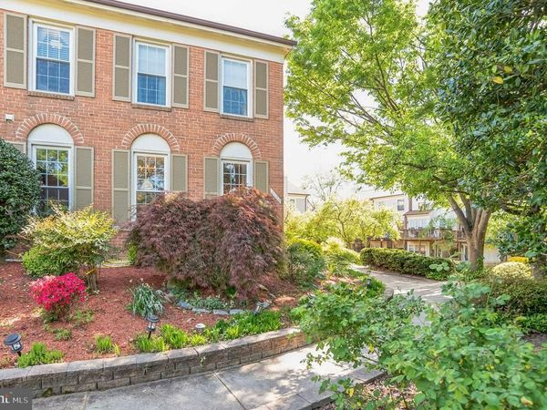 6156 WELLINGTON COMMONS DRIVE, ALEXANDRIA, VA 22310