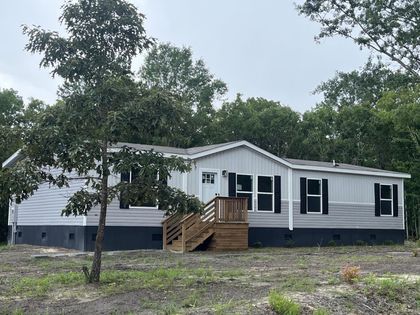 1069 Wild Rose Court Manning, SC 29102