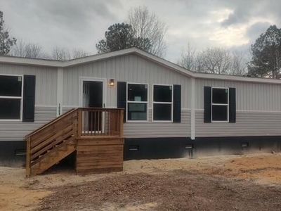 1069 Wild Rose Court, Manning, SC 29102