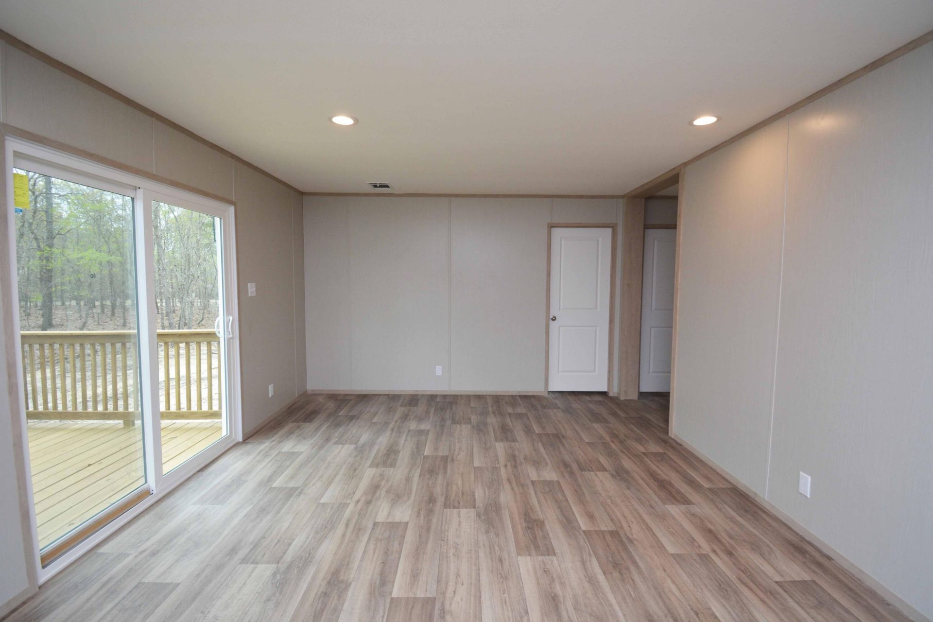 1069 Wild Rose Court Photo 17
