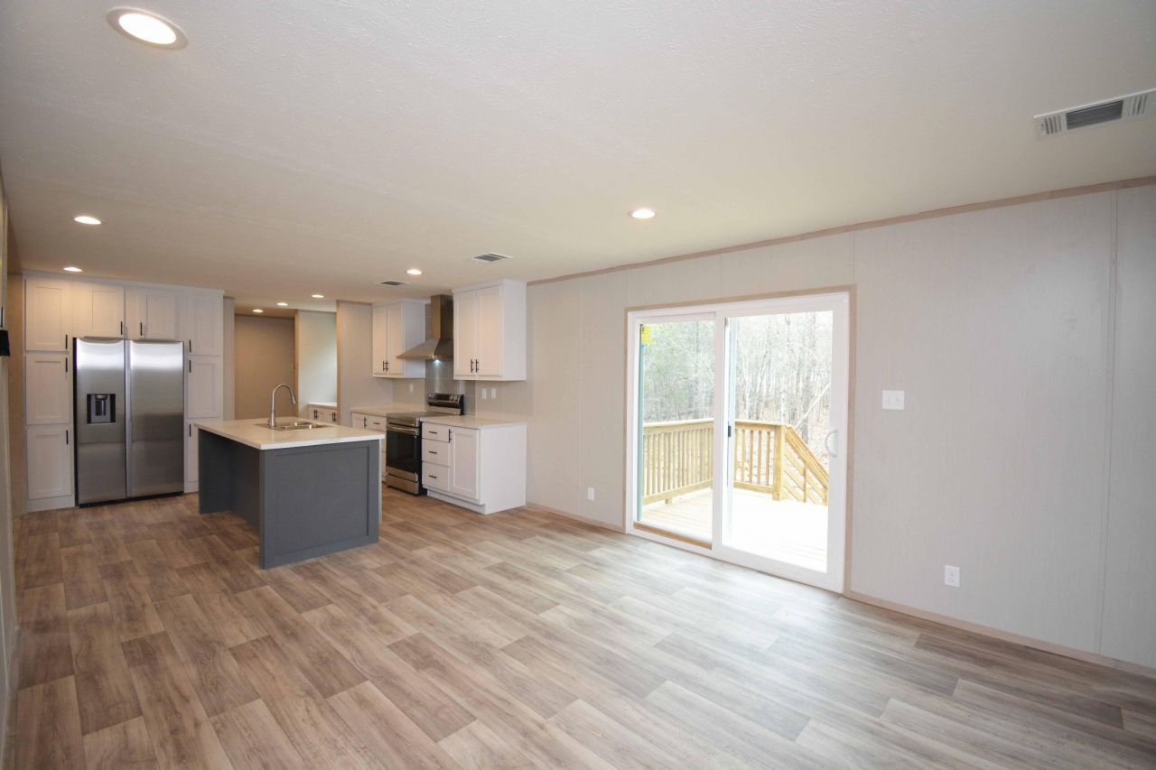 1069 Wild Rose Court Photo 20