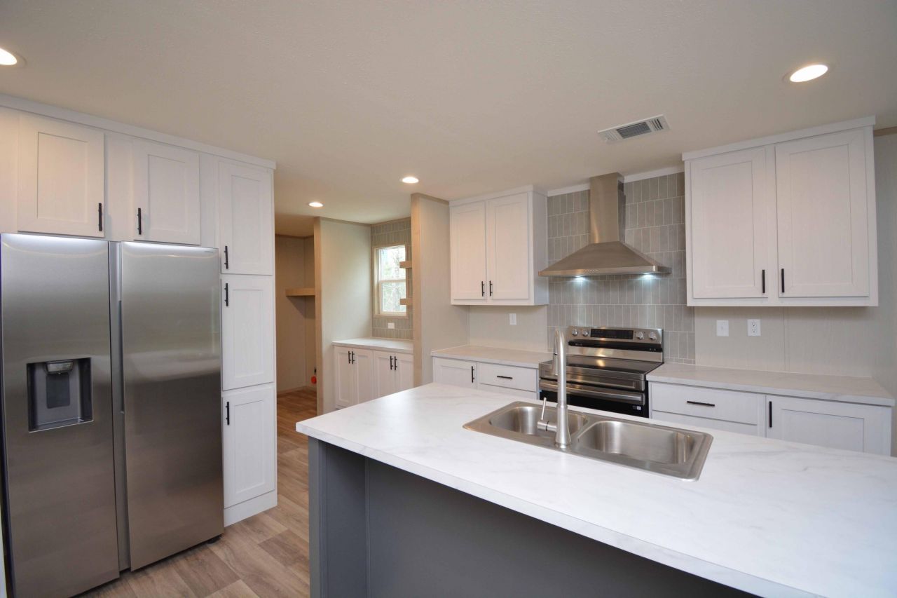 1069 Wild Rose Court Photo 23