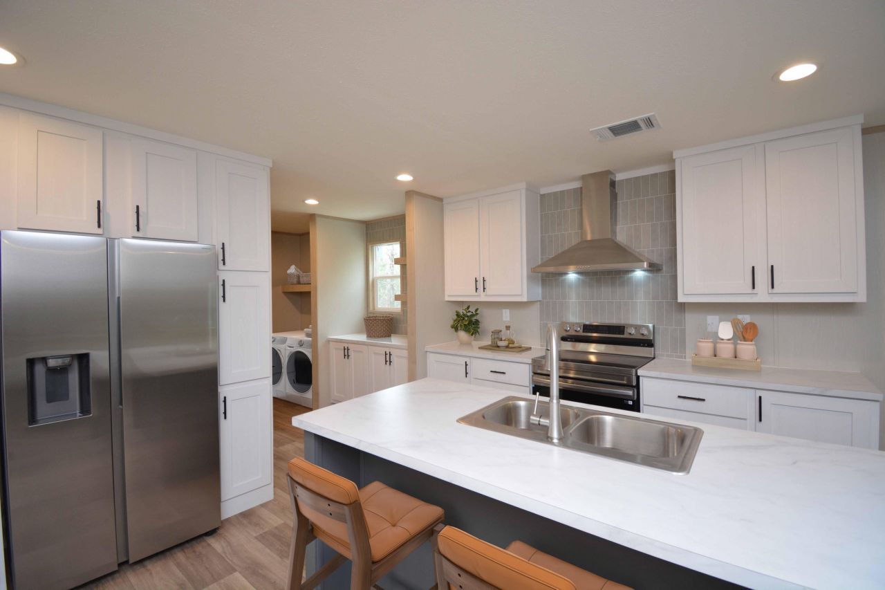 1069 Wild Rose Court Photo 24