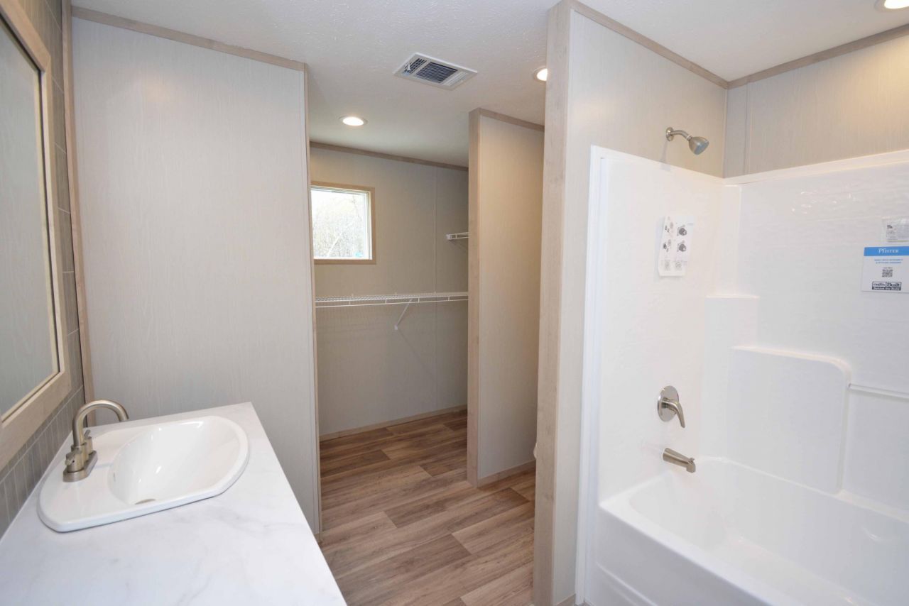 1069 Wild Rose Court Photo 31