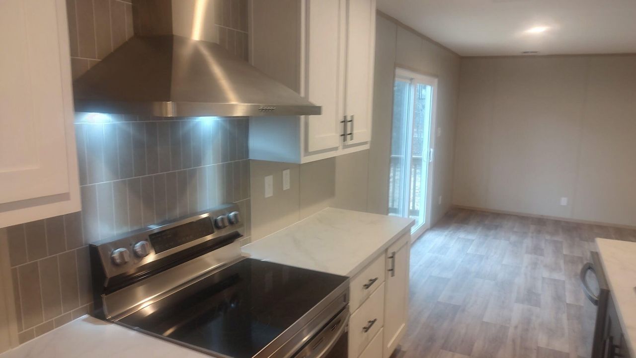 1069 Wild Rose Court Photo 6