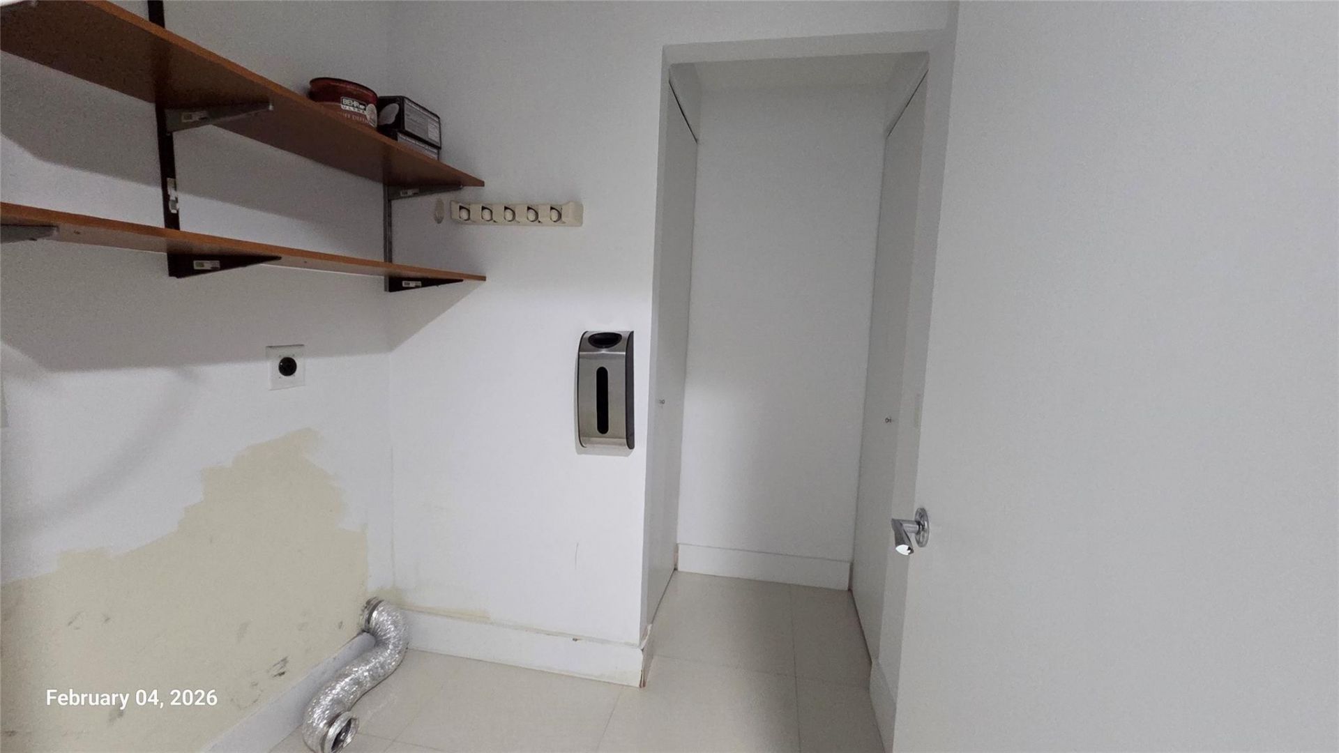 2950 NE 188th Street, Unit 110, Miami, FL 33180 Photo