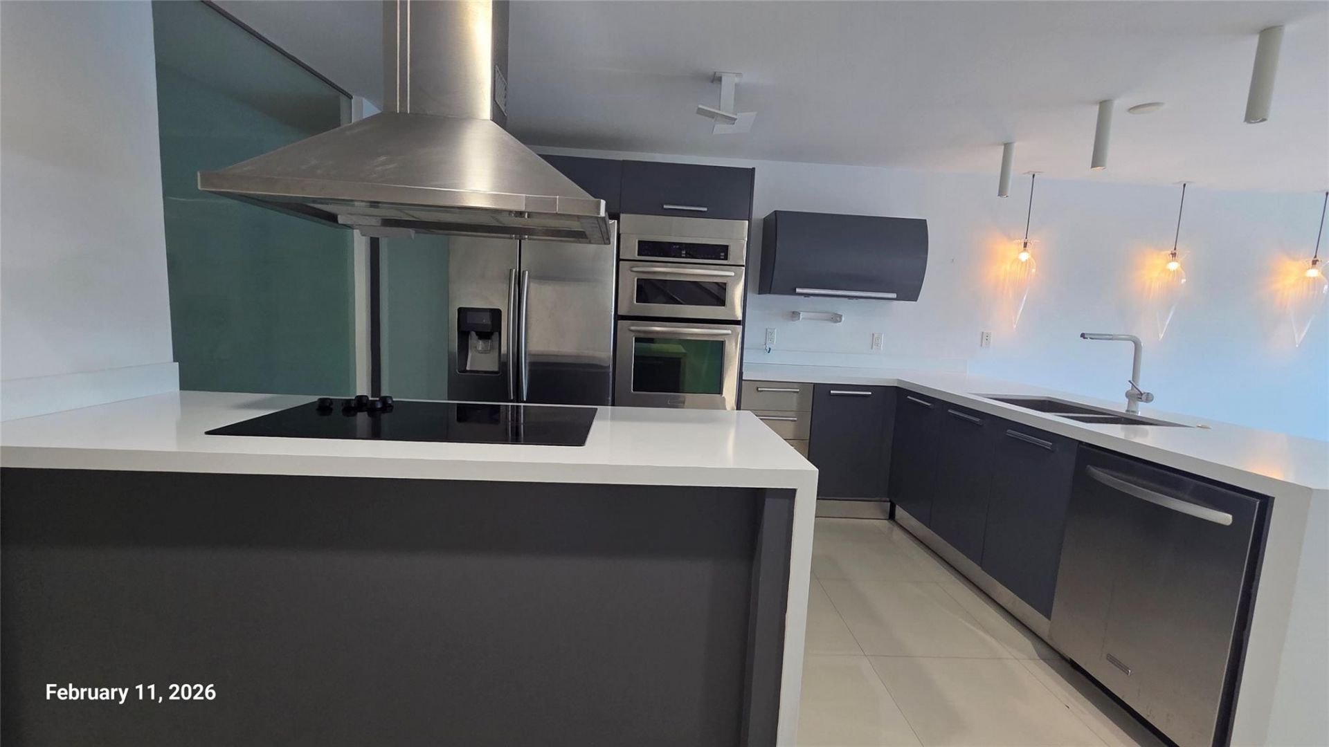 2950 NE 188th Street, Unit 110, Miami, FL 33180 Photo