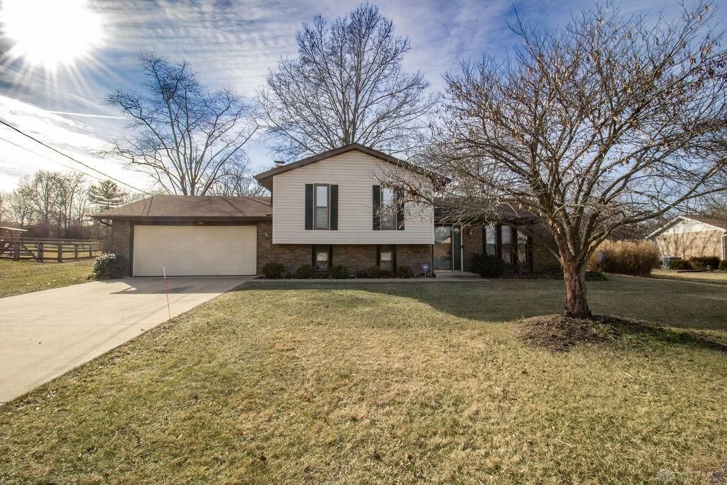 5943 Green Crest Drive, Fairfield Township, OH 45011 Main Photo