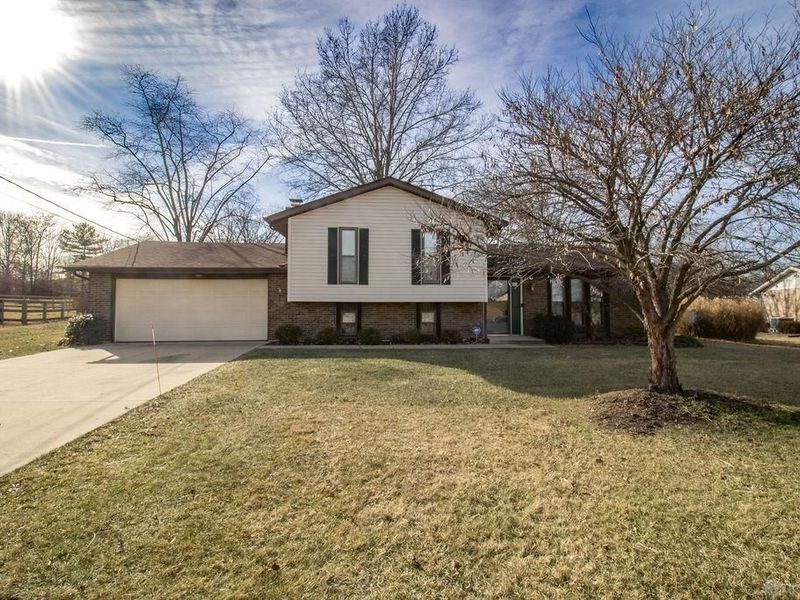 5943 Green Crest Drive, Fairfield Township, OH 45011 Photo 1