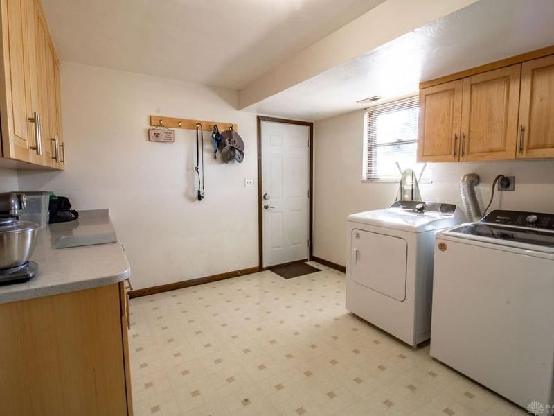 5943 Green Crest Drive, Fairfield Township, OH 45011 Photo 11