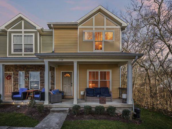 1939 Lombardia Ln, Madison, TN 37115