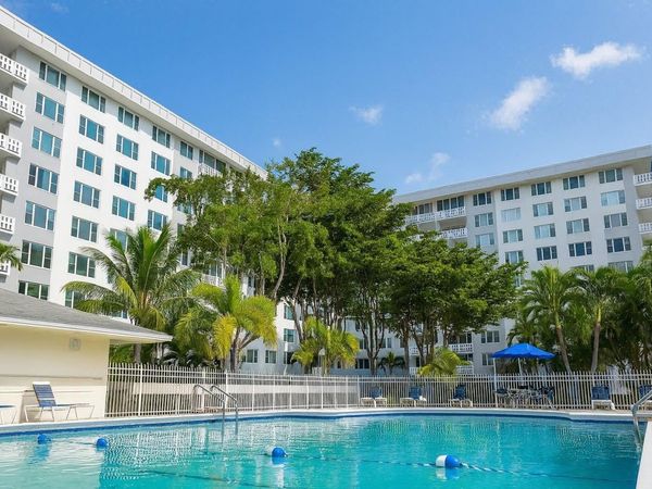 4350 Hillcrest Dr, Unit 1001   100, Hollywood, FL 33021