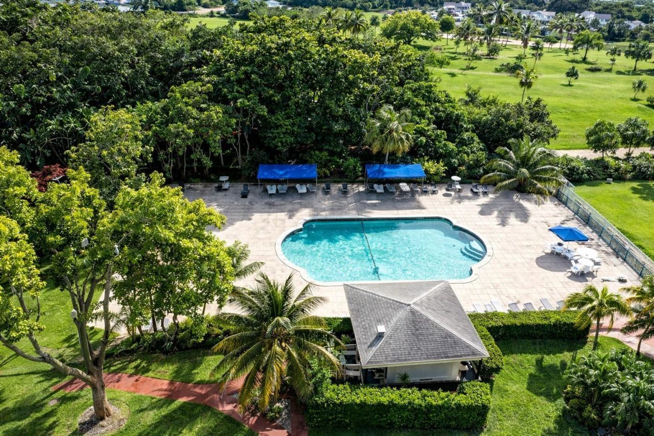 4350 Hillcrest Drive, Unit 1001   100, Hollywood, FL 33021 Photo