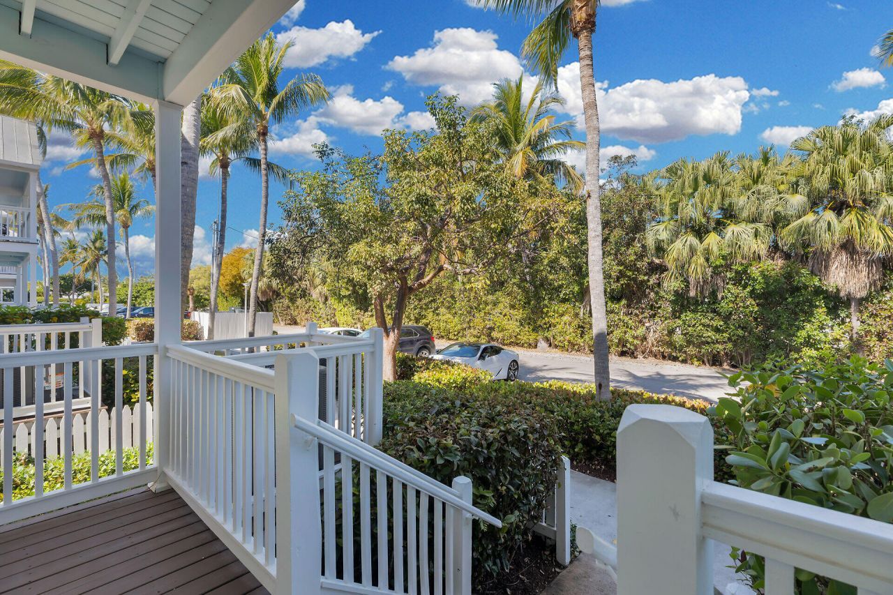 7017 Harbor Village Drive, Duck, FL 33050 Photo