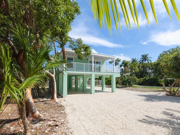 224 W Seaview Drive, Duck Key, FL 33050