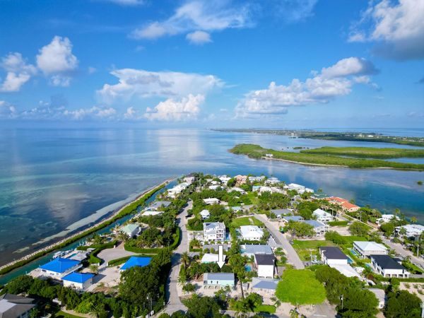 224 W Seaview Drive, Duck, FL 33050