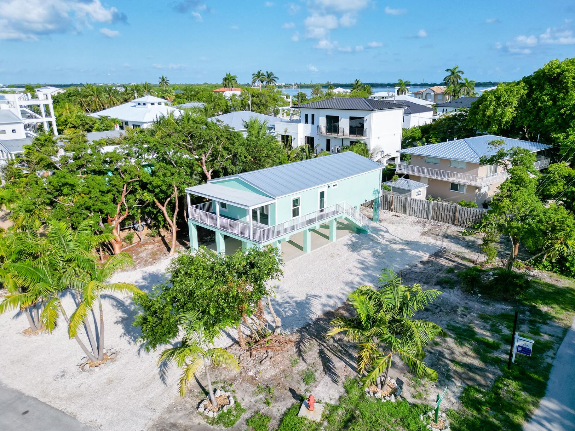 224 W Seaview Drive, Duck Key, FL 33050 Photo