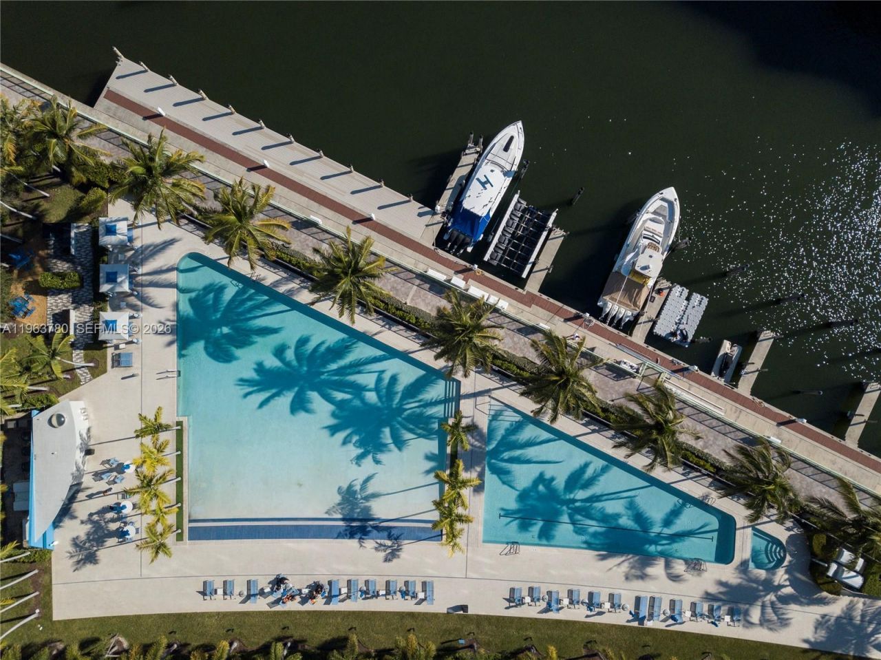 2950 NE 188th St , Unit 349, Aventura, FL 33180 Photo