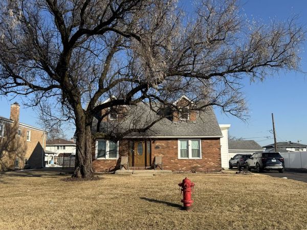 7700 W 83rd Street, Bridgeview, IL 60455