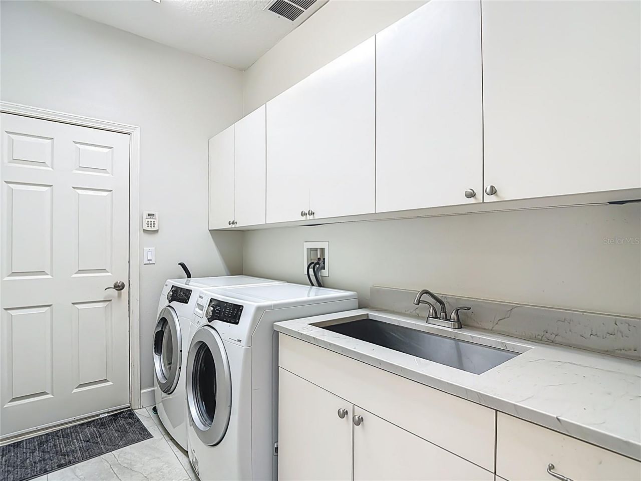 12628 Stanwyck Circle, Tampa, FL 33626 Photo