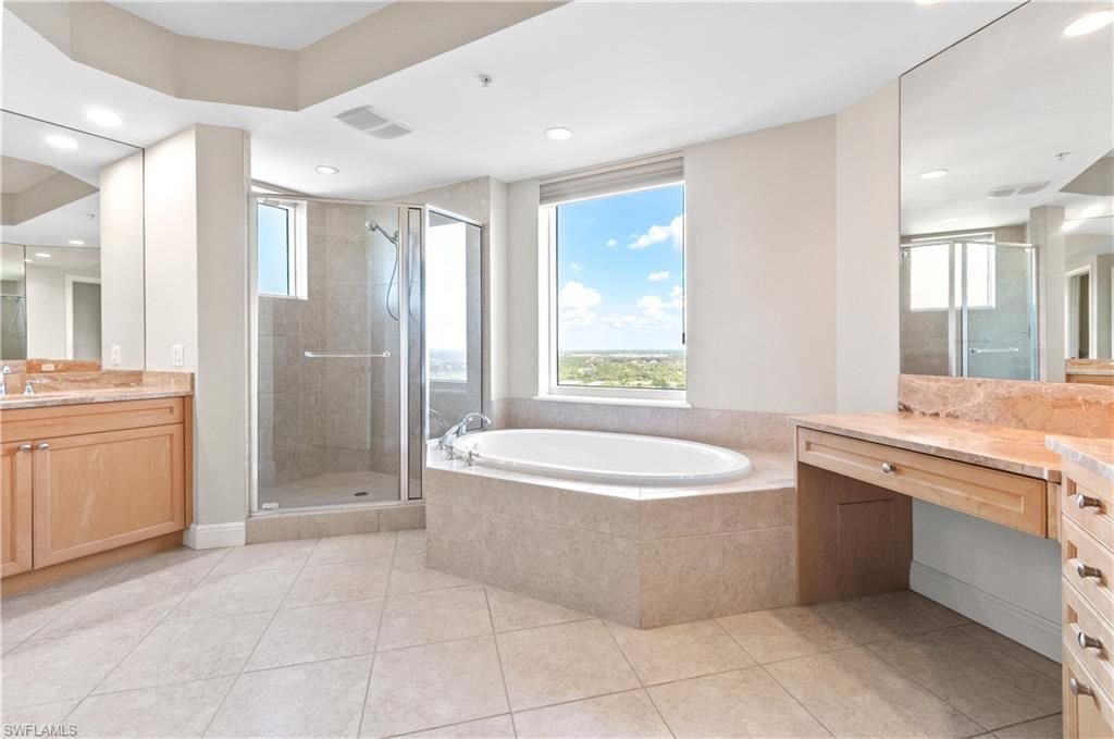 23850 Via Italia Cir, Unit 1706, Estero, FL 34134 Photo