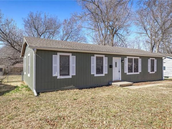 709 N Woodland Street, Olathe, KS 66061