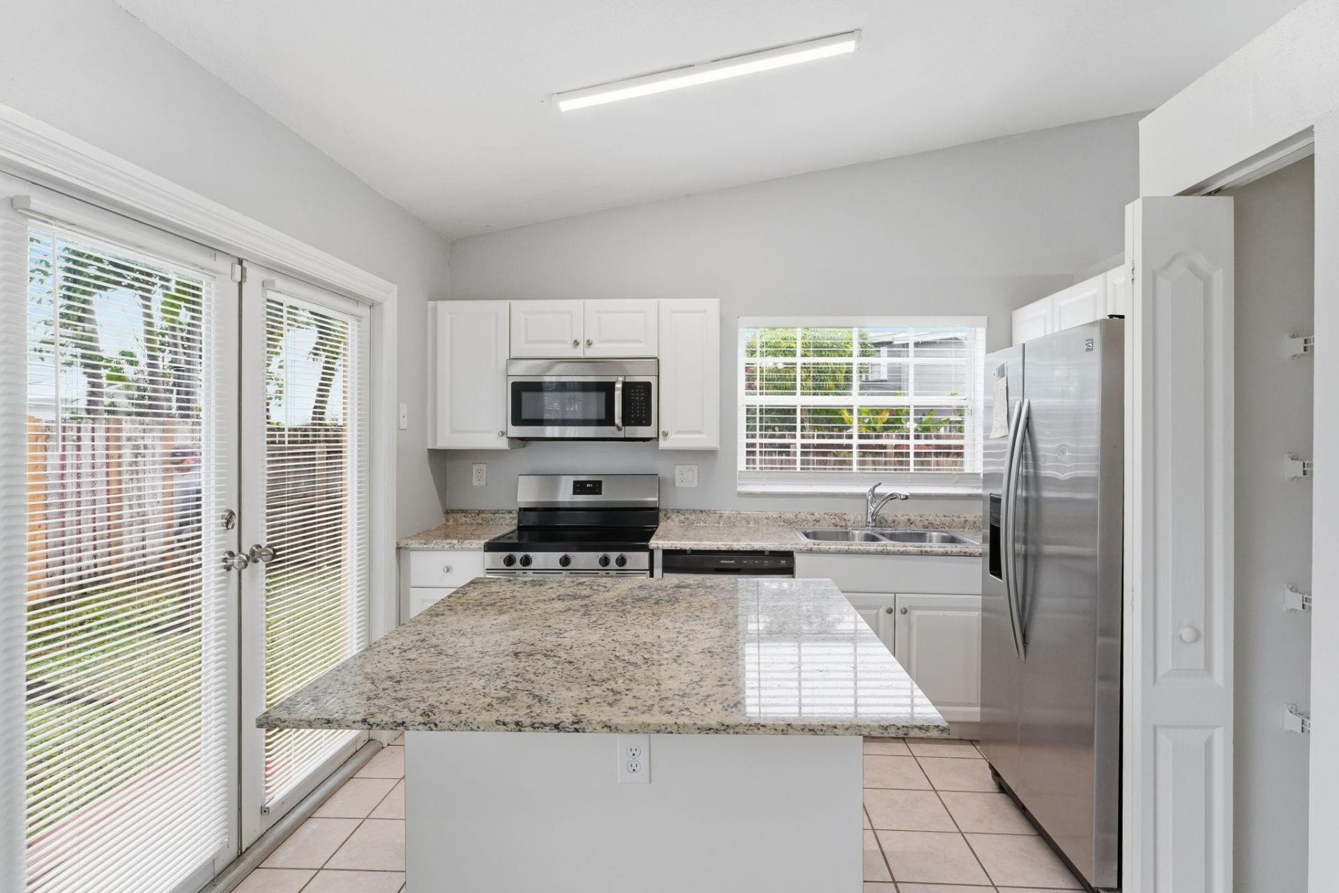 11242 SW 64th Lane, Miami, FL 33173 Photo