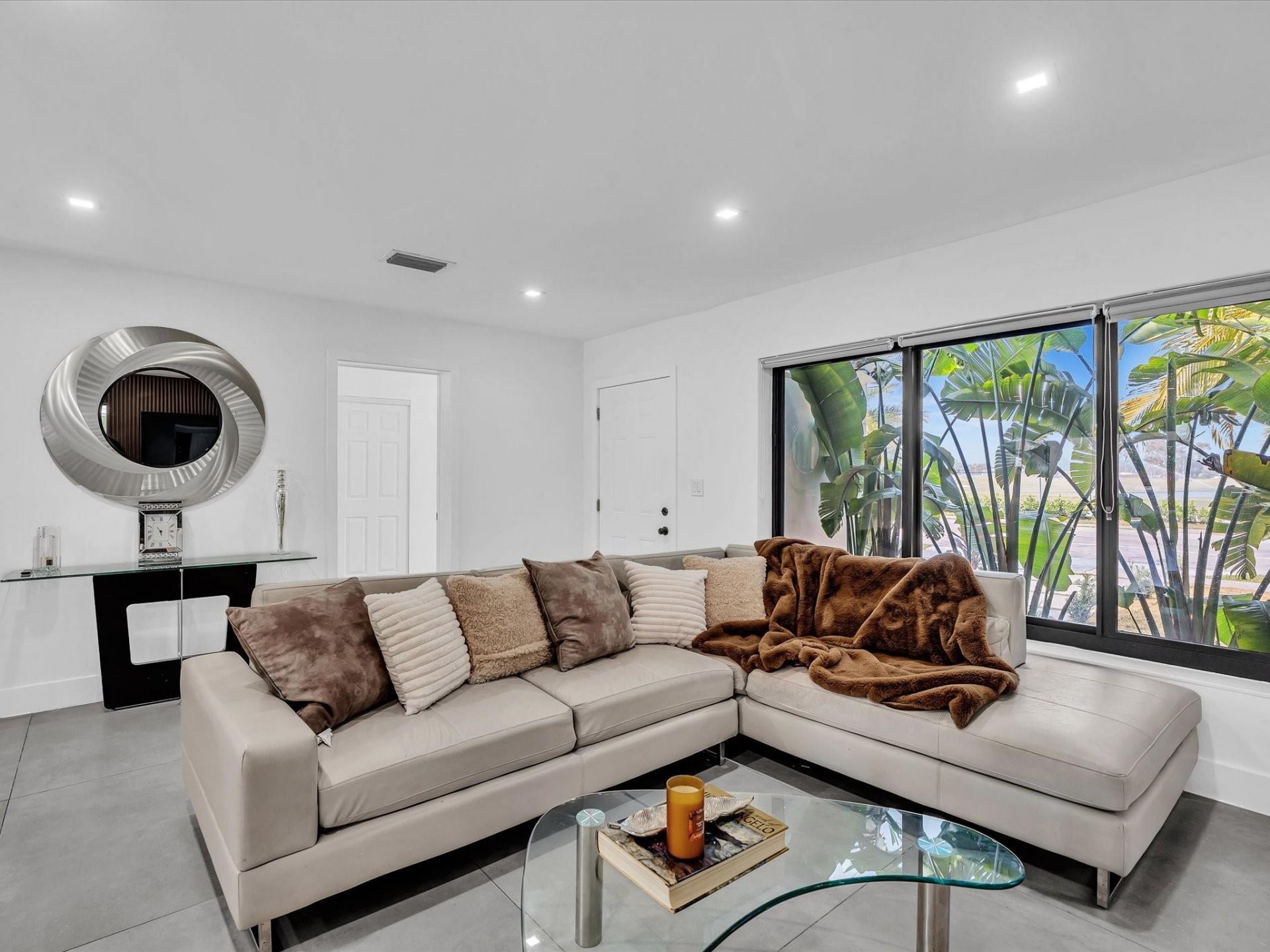 1446 Polk Street, Hollywood, FL 33020 Photo