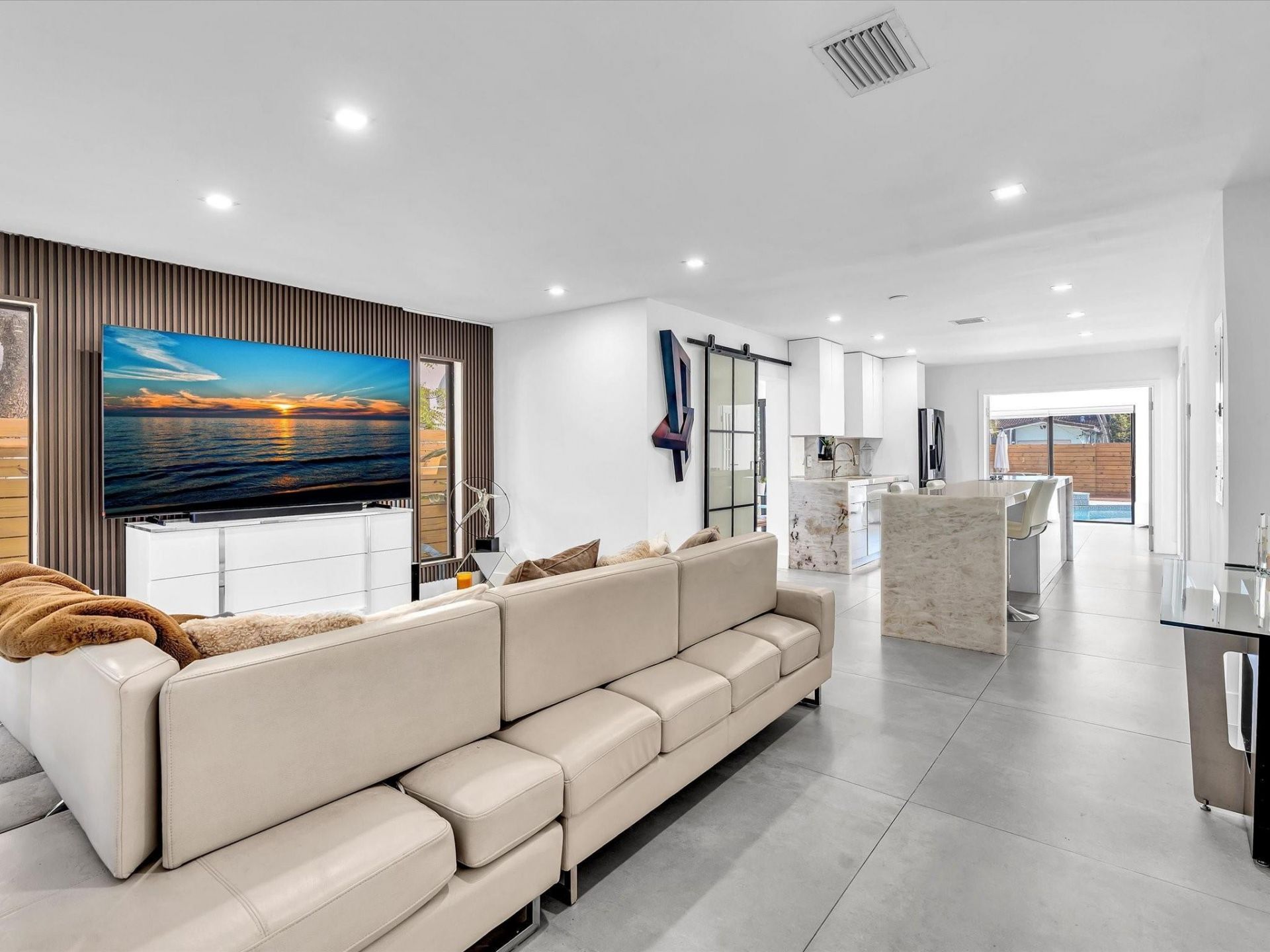 1446 Polk Street, Hollywood, FL 33020 Photo