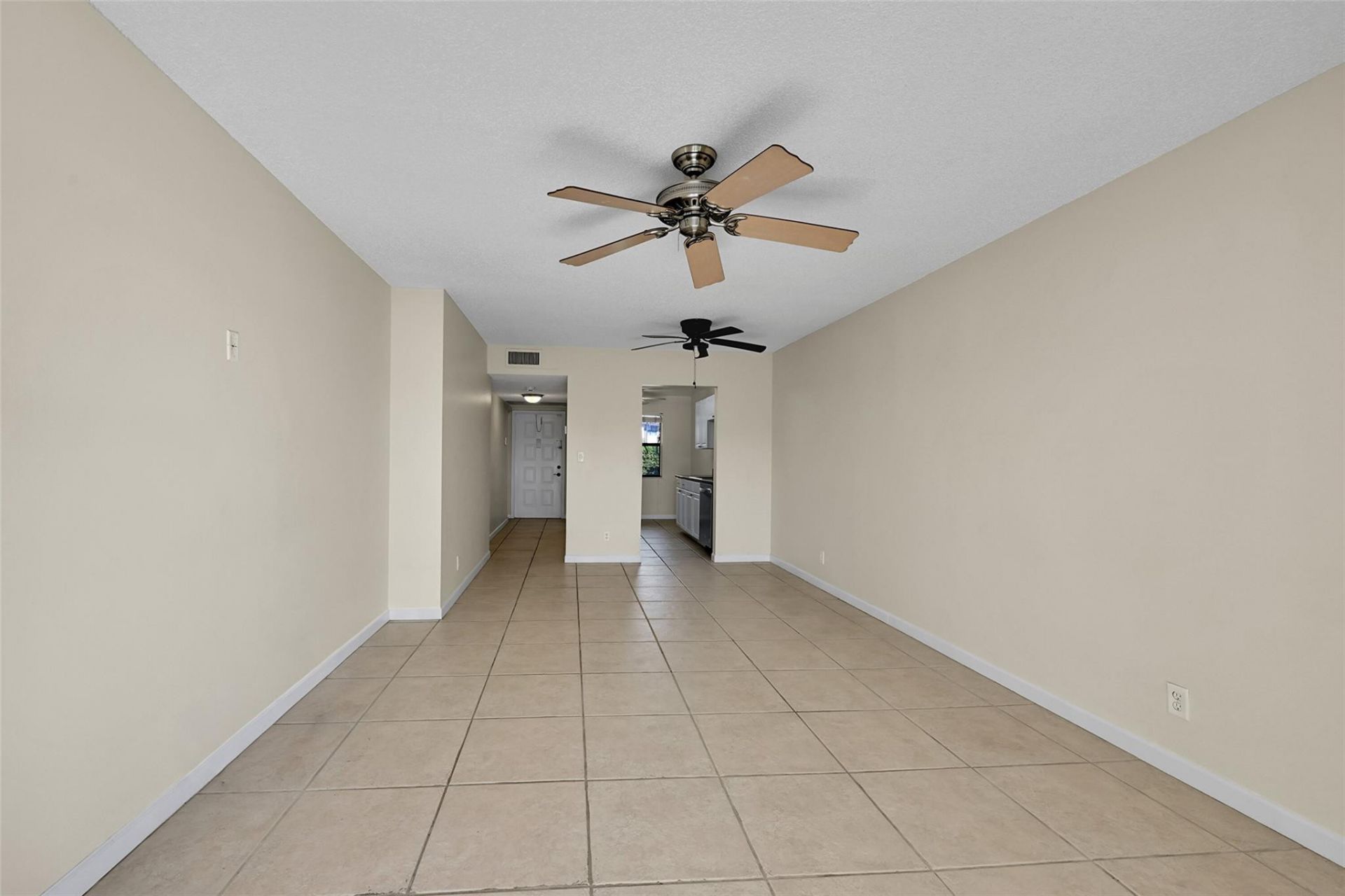 9866 Nob Hill Court, Unit 9866, Sunrise, FL 33351 Photo