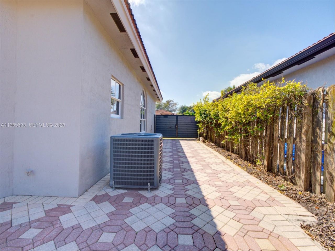 14833 SW 35th Ln, Miami, FL 33185 Photo