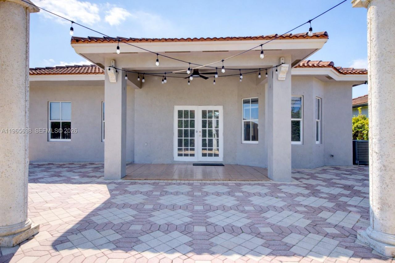 14833 SW 35th Ln, Miami, FL 33185 Photo