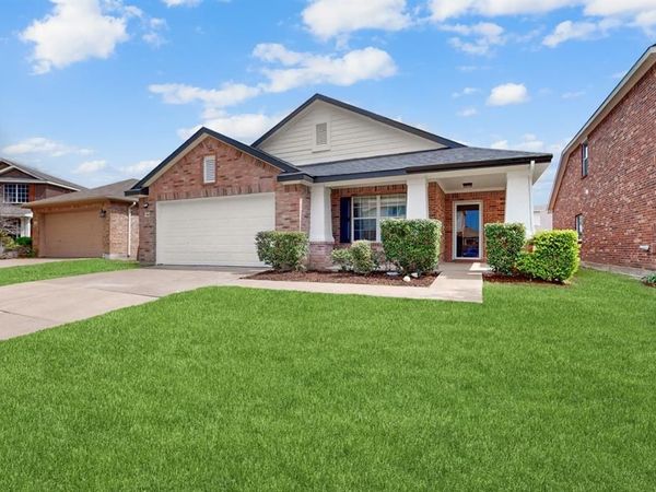 1008 Talpa Lane, Forney, TX 75126