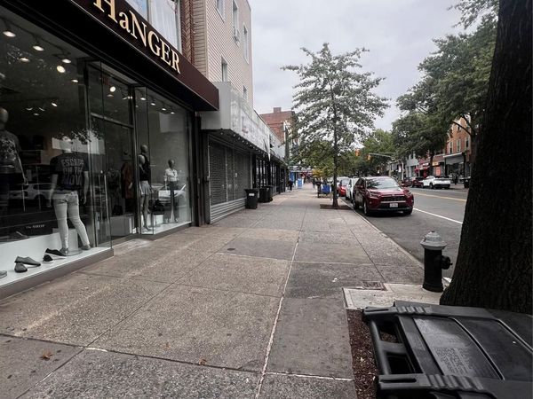 3076 Steinway Street , Astoria, NY 11103