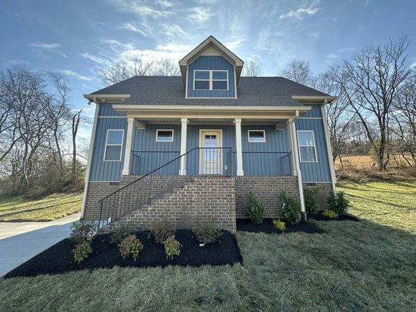 205 Scenic Ln , Hartsville, TN 37074