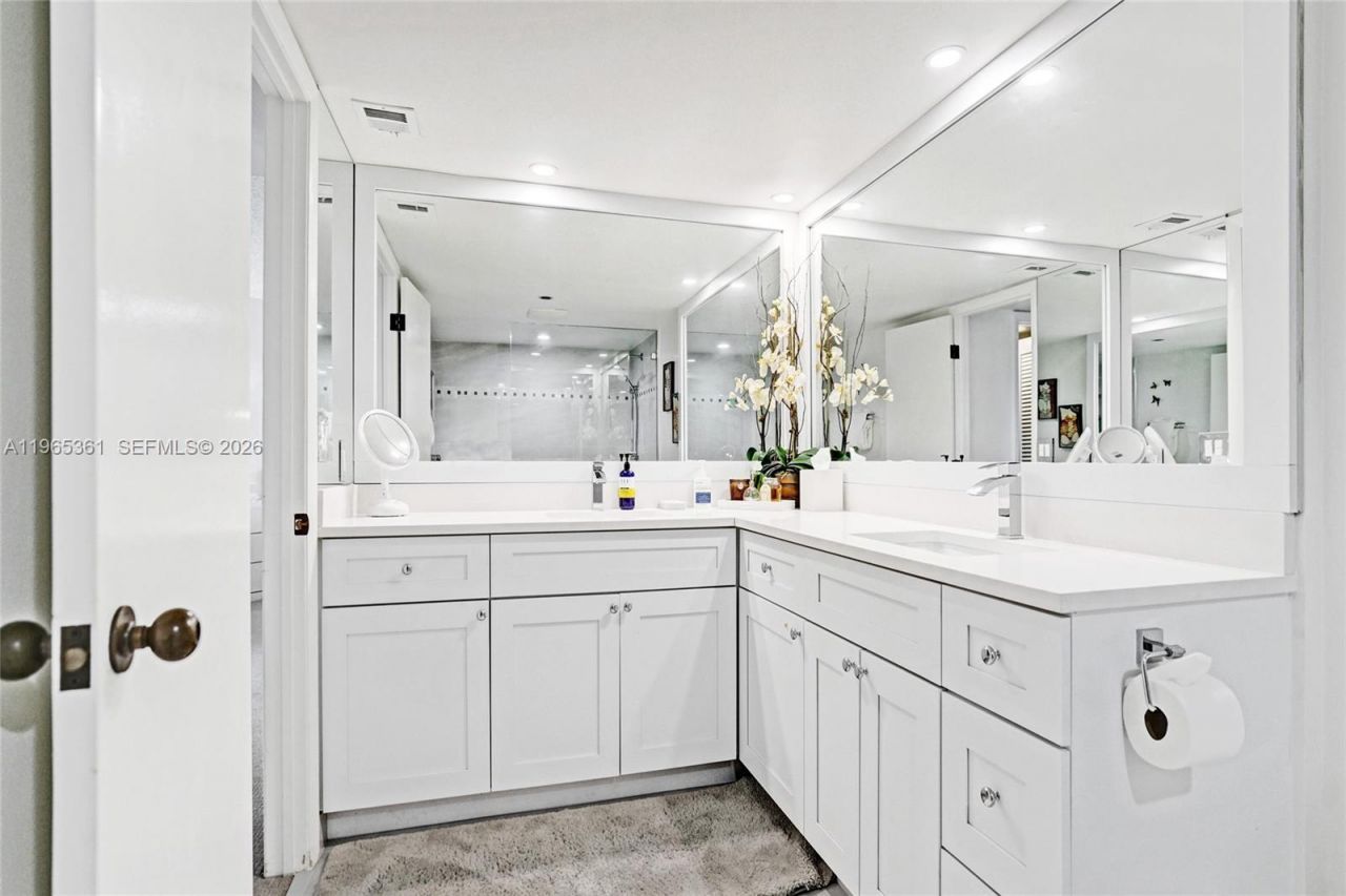 501 N Riverside Dr, Unit 802, Pompano Beach, FL 33062 Photo