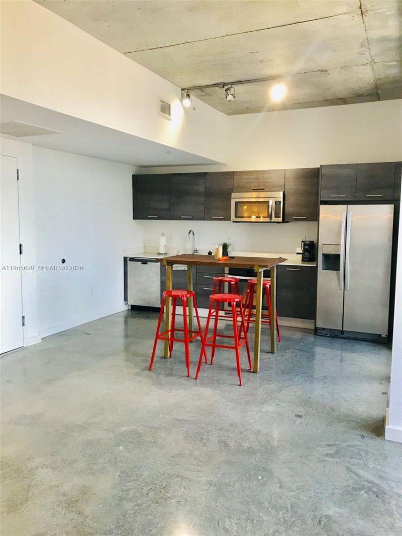 151 SE 1st St, Unit 1808, Miami, FL 33131 Photo