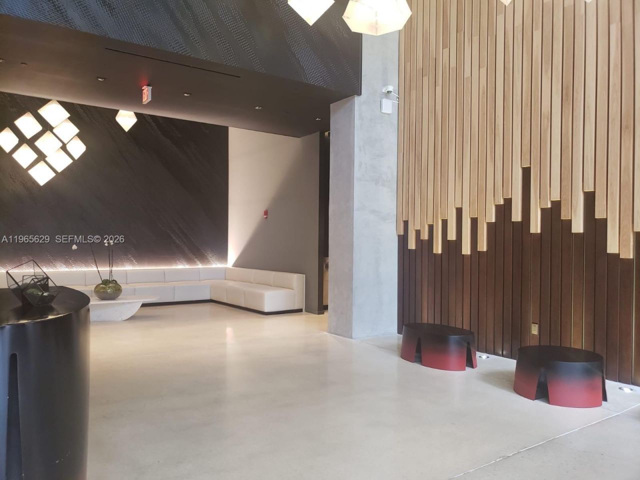 151 SE 1st St, Unit 1808, Miami, FL 33131 Photo