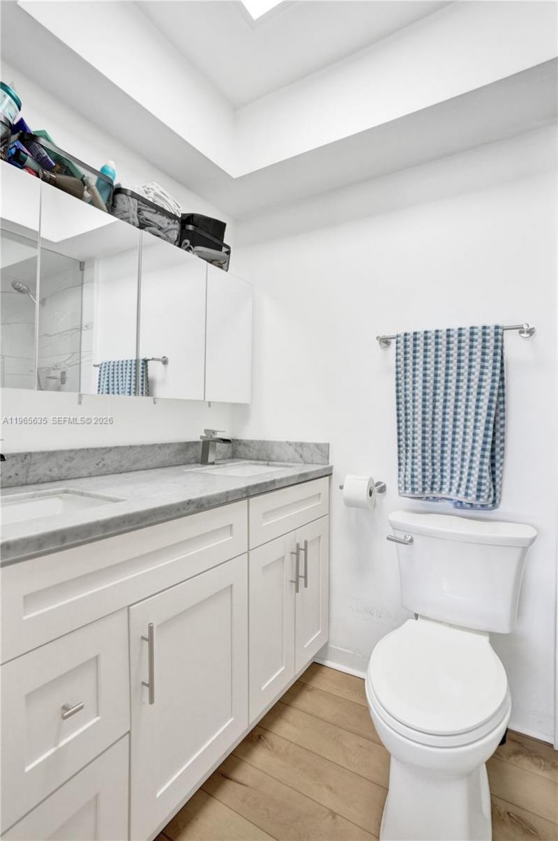 934 SE 9th Ave , Unit 17, Pompano Beach, FL 33060 Photo